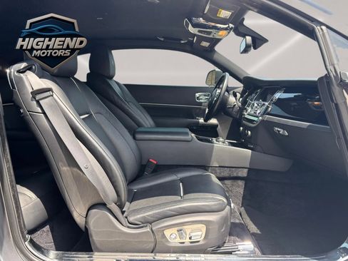 Used 2016 Rolls-Royce Wraith image 17