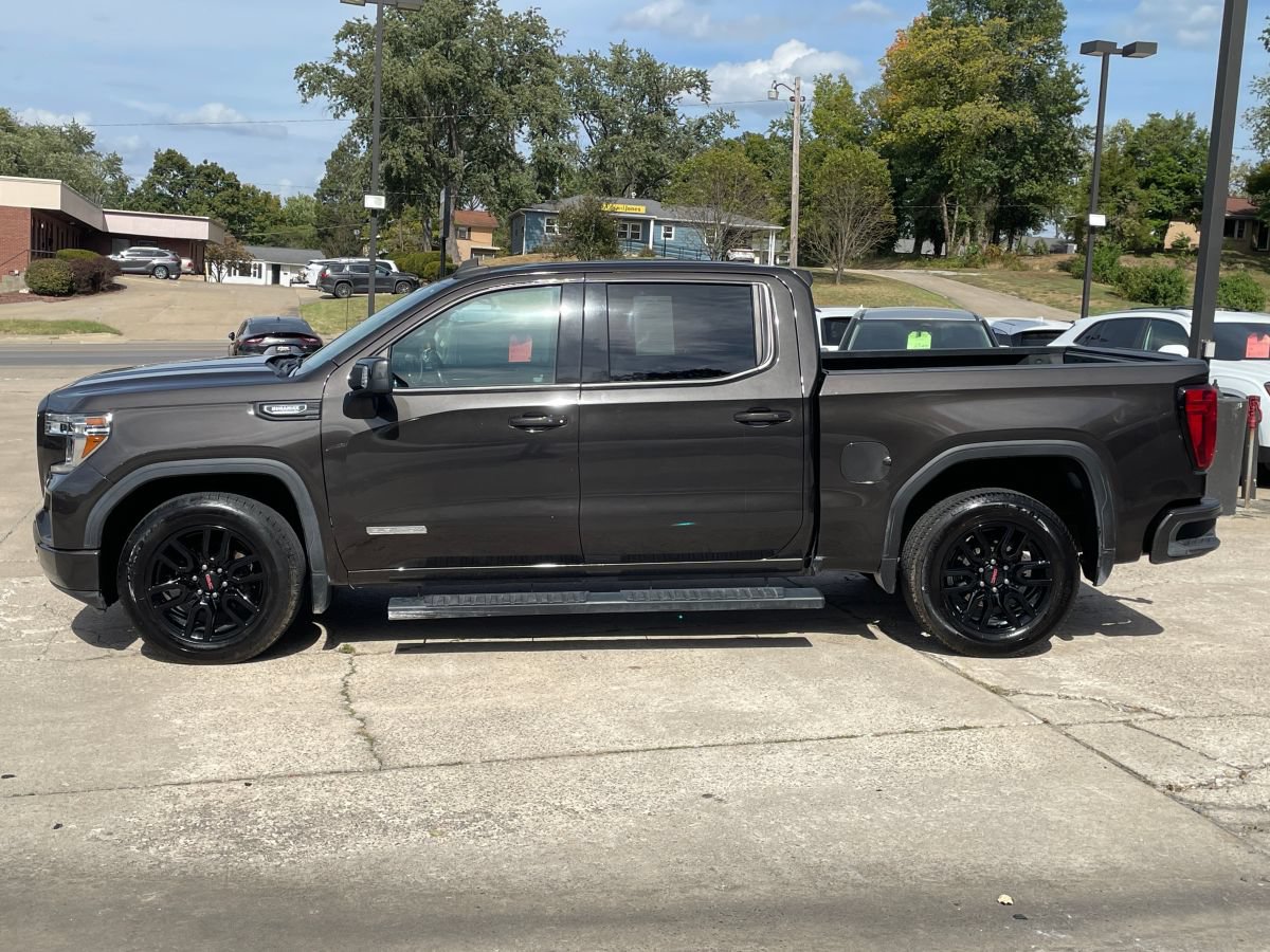 Used 2021 GMC Sierra 1500 Elevation w/ LPO, Elevation Black Package AWD/4WD image 3