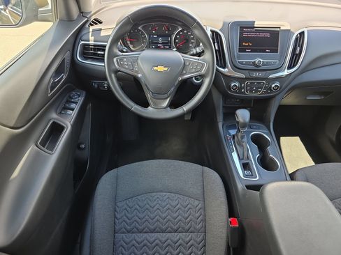 Used 2024 Chevrolet Equinox LT FWD image 12