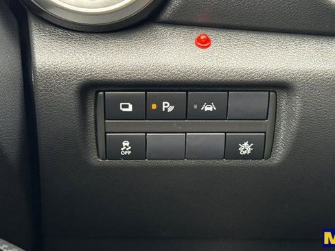 Used 2024 Nissan Versa S w/ S Plus Package image 29