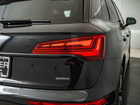 Used 2024 Audi Q5 2.0T Premium w/ Summer of Audi Package AWD/4WD image 15