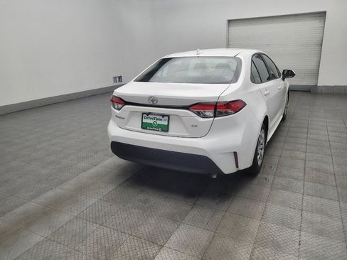 Used 2024 Toyota Corolla LE FWD image 7