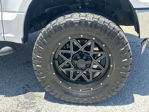 Used 2018 Ford F150 XLT AWD/4WD image 12