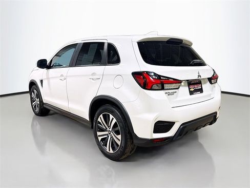 Used 2021 Mitsubishi Outlander Sport SE image 9