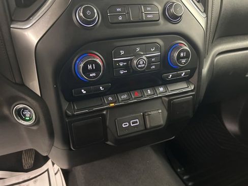 Used 2020 Chevrolet Silverado 1500 LT w/ All-Star Edition image 18