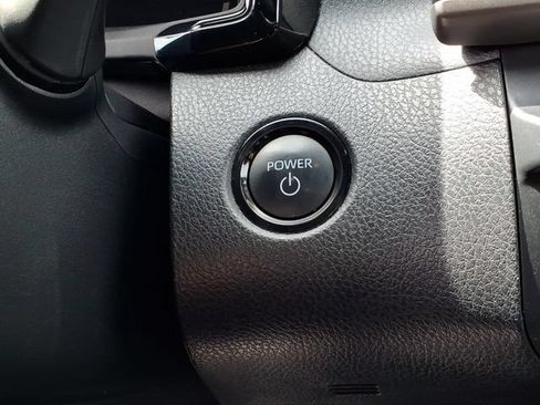 Used 2025 Toyota Camry SE FWD image 23