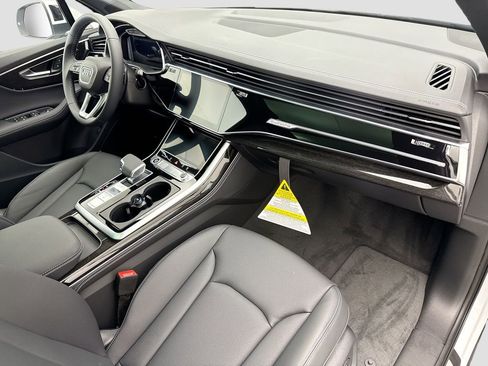Used 2026 Audi Q7 3.0T Premium Plus w/ Premium Plus Package image 17