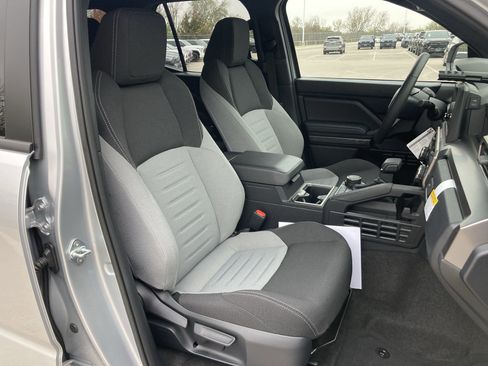 Certified 2025 Toyota 4Runner TRD Sport image 28