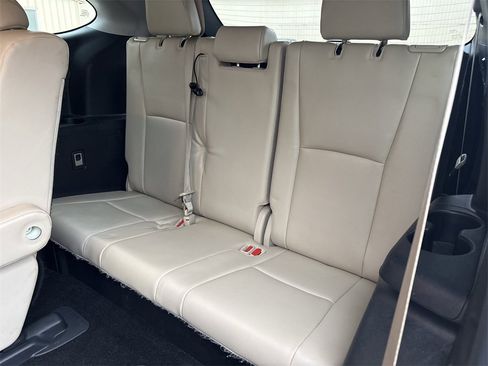 Used 2023 Toyota Highlander XSE image 25