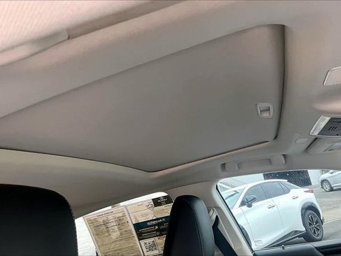 Used 2024 Lexus ES 300h w/ Premium Package image 14