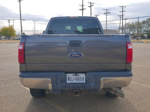Used 2016 Ford F250 XLT image 8