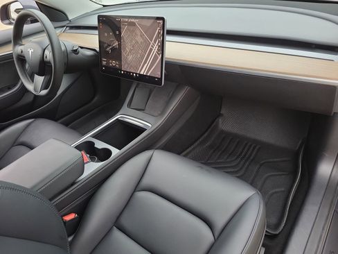 Used 2023 Tesla Model 3 Long Range AWD/4WD image 27