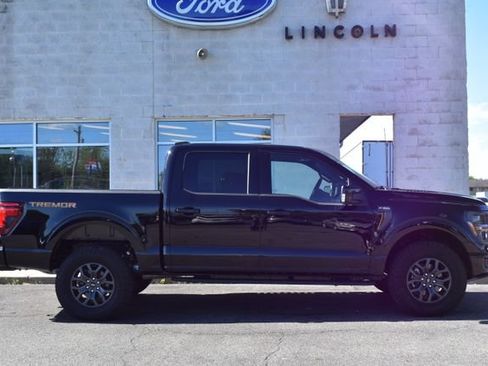 Used 2026 Ford F150 Tremor w/ Equipment Group 402B MID AWD/4WD image 3