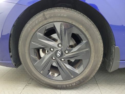 Used 2021 Hyundai Elantra SEL FWD image 31