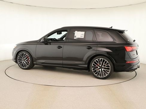 New 2026 Audi SQ7 Prestige image 3