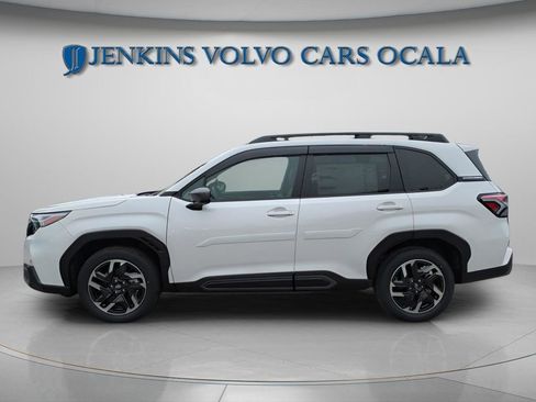 Used 2025 Subaru Forester Limited w/ Popular Package #2 AWD/4WD image 6
