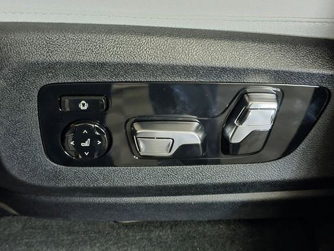 New 2026 BMW X7 xDrive40i AWD/4WD image 20
