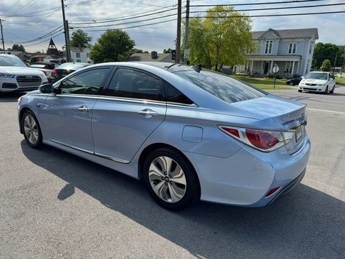 Used 2013 Hyundai Sonata Limited FWD image 9