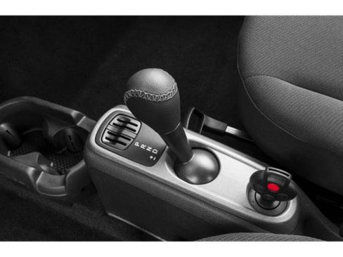 Used 2015 smart fortwo pure RWD image 10