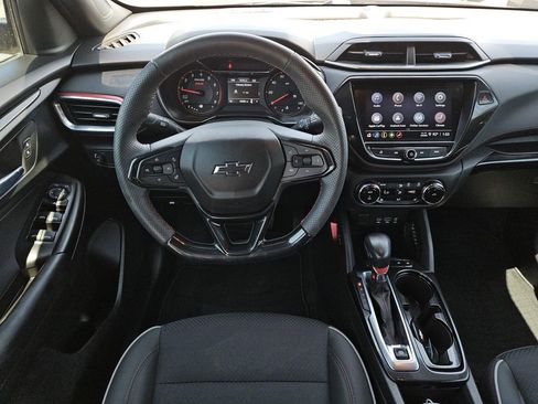 Used 2023 Chevrolet TrailBlazer RS w/ Convenience Package image 10