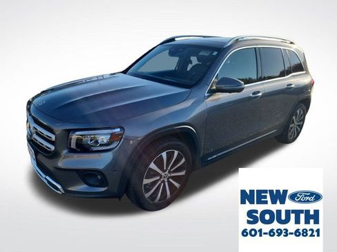 Used 2023 Mercedes-Benz GLB 250 4MATIC image 1