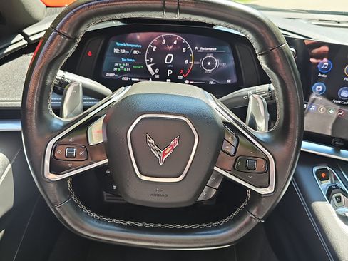Used 2021 Chevrolet Corvette Stingray Convertible w/ Z51 Performance Package RWD image 21