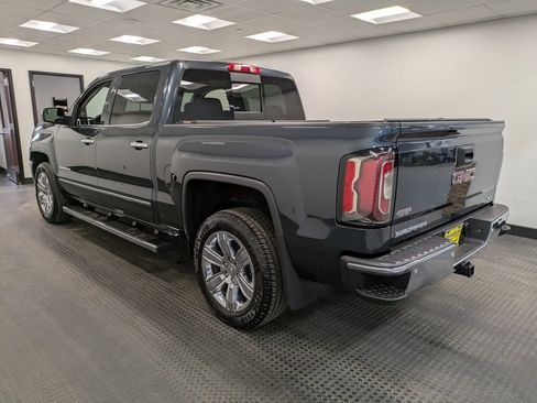 Used 2018 GMC Sierra 1500 SLT image 6