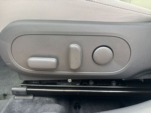 Used 2025 Hyundai Kona SEL image 23