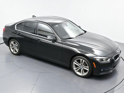 Used 2018 BMW 330i Sedan RWD image 33