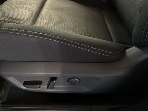 New 2026 Nissan Rogue SV AWD/4WD image 14