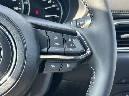 New 2025 MAZDA CX-5 Signature image 18