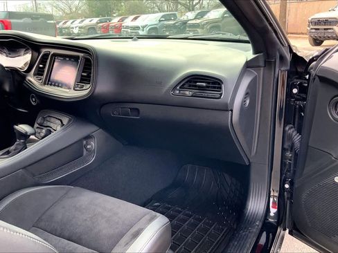 Used 2023 Dodge Challenger GT w/ Plus Package image 16