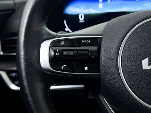 Certified 2025 Kia Sportage SX FWD image 37