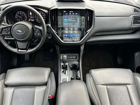 Used 2023 Subaru Ascent Onyx Edition Limited image 12