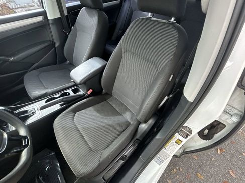 Used 2016 Volkswagen Passat 1.8T S image 14