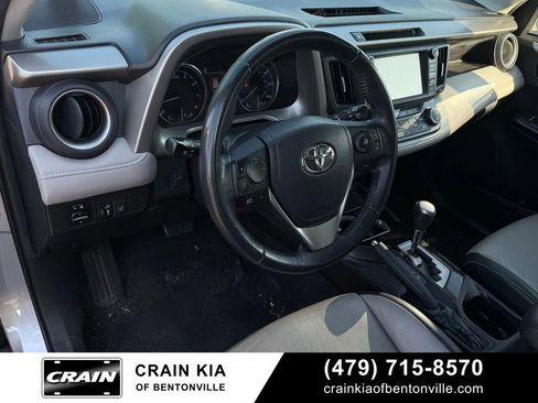 Used 2016 Toyota RAV4 Limited FWD image 9