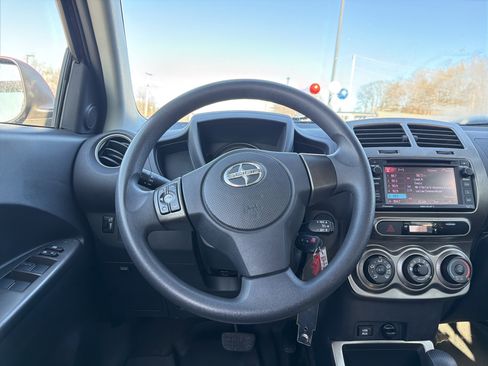 Used 2014 Scion xD image 14