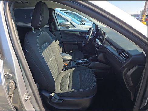 Used 2024 Ford Escape Active w/ Tech Pack #1 AWD/4WD image 9