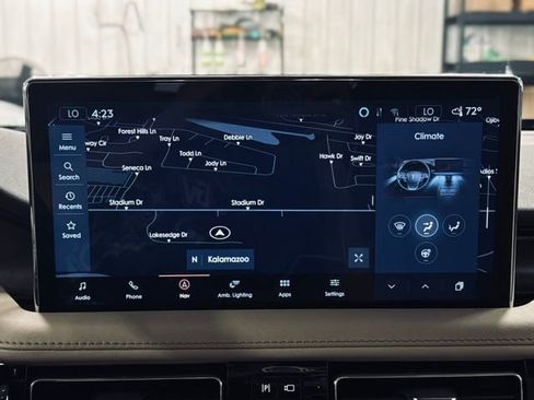 Used 2022 Lincoln Nautilus Reserve image 38