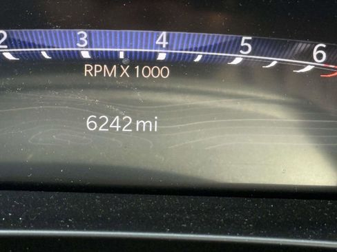 Certified 2025 Jeep Grand Cherokee Altitude AWD/4WD image 26