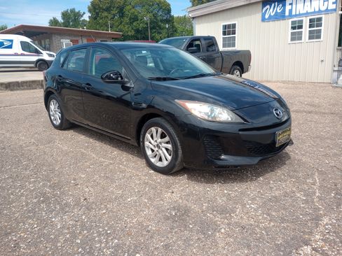 Used 2013 MAZDA MAZDA3 i Touring w/ Preferred Equipment Pkg FWD image 1