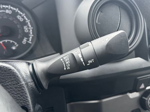 Used 2021 Toyota Tacoma SR image 14