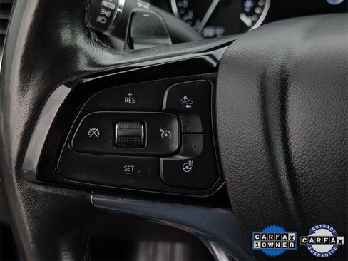 Used 2024 Buick Enclave Premium image 11