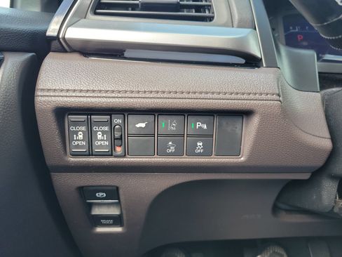 Used 2019 Honda Odyssey Elite image 27