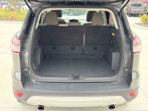 Used 2015 Ford Escape SE image 29
