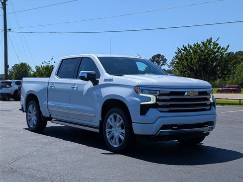 New 2026 Chevrolet Silverado 1500 High Country AWD/4WD image 8