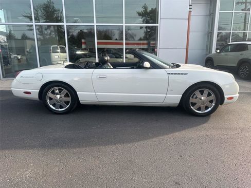 Used 2003 Ford Thunderbird RWD image 2