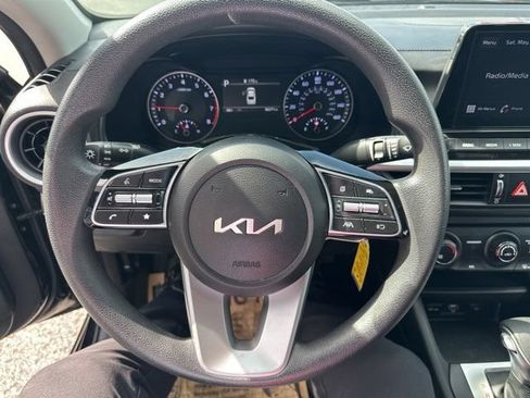 Certified 2024 Kia Forte LXS w/ LXS Technology Package FWD image 42