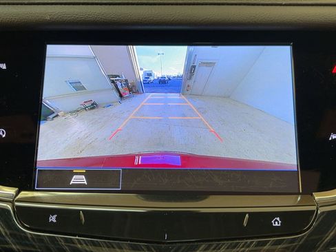 Certified 2025 Cadillac XT6 Premium Luxury image 26