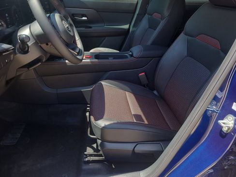 Certified 2025 Nissan Kicks SR AWD/4WD image 15
